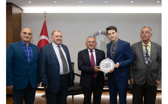 TALASEMİ VE LÖSEMİLİLER DERNEĞİ'NDAN BÜYÜKKILIÇ ZİYARETİ